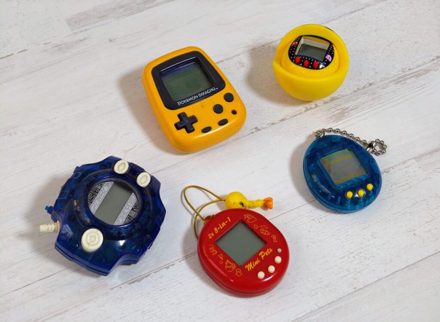 100 millones de Tamagotchis en 30 años. El motivo de que sigan vendiéndose tiene un nombre: nostalgia millennial